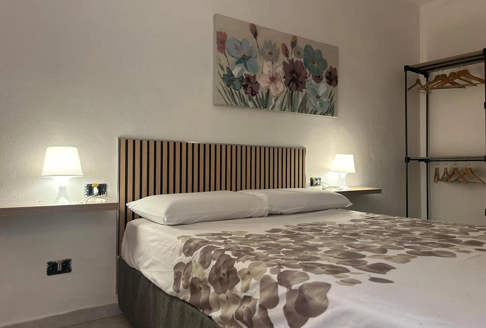 Grace 101 Apartment Vigevano 0*,